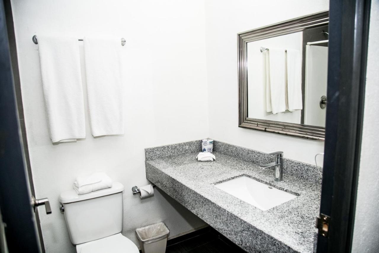 Booking Dioh Monterrey Exterior foto